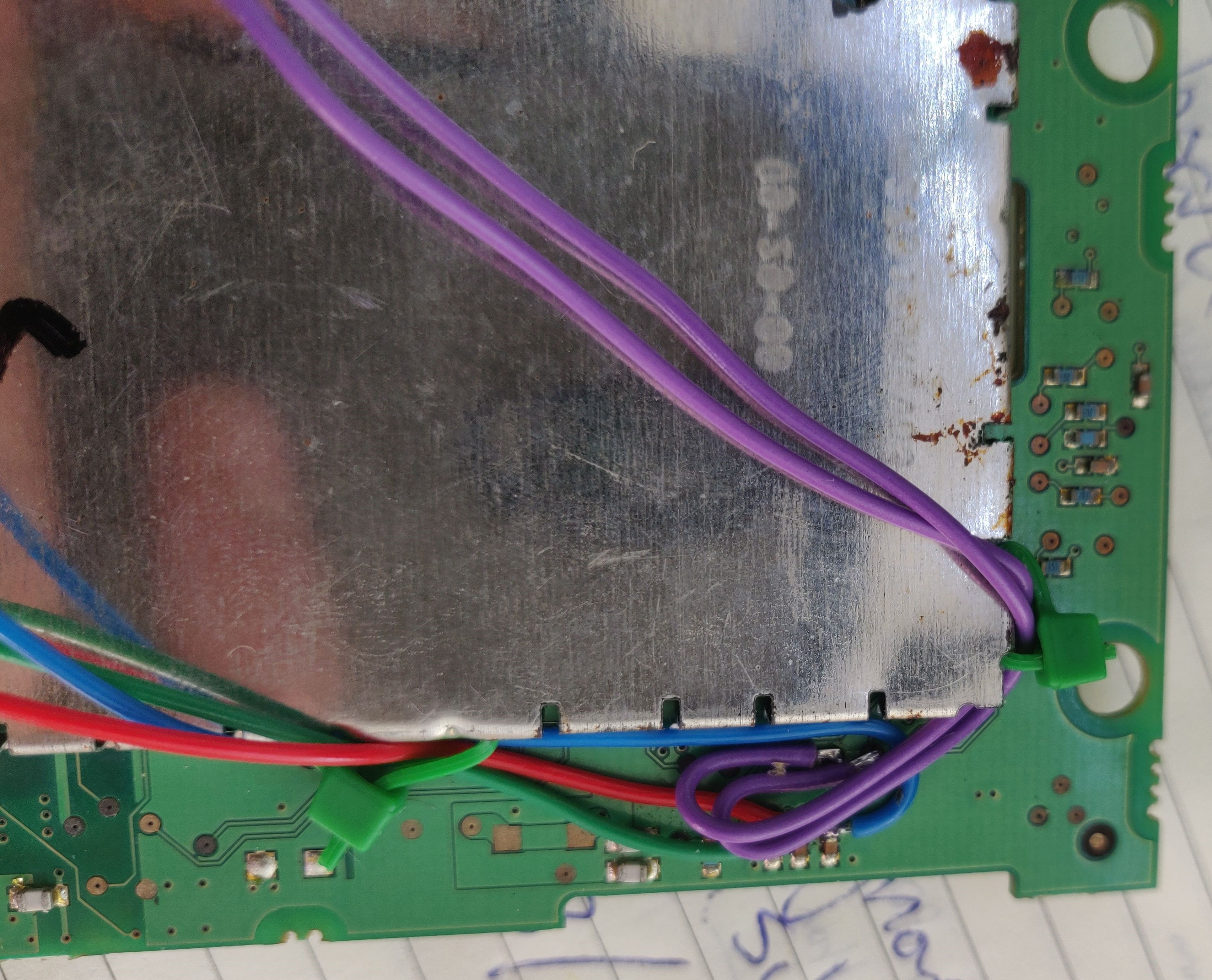 Here is where the Volume signals are tapped in. Audio and volume tap-in